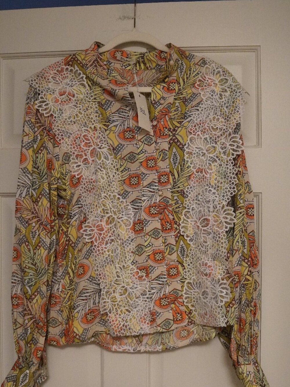 Mulla Tropical Floral Blouse White Lace Trim Long Sleeve Lightweight Boho.
